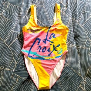 LIMITED EDITION La Croix one piece